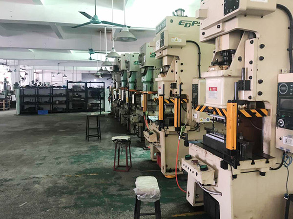 廠(chǎng)房(fáng)設備