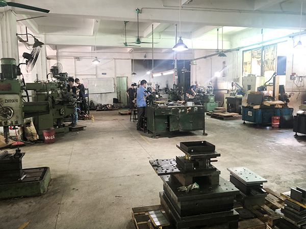 廠(chǎng)房(fáng)設備